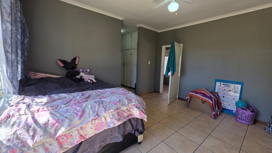2 Bedroom Property for Sale in Flamwood North West